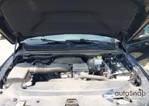 2021 Ram 1500 Big Horn 4X4 5'7 Box из США, поврежденный, VIN 1C6SRFFT1MN674337